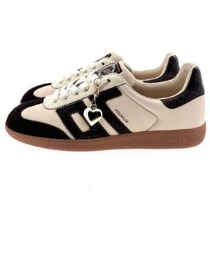 Back 70 108005 Sneakers - Zwart
