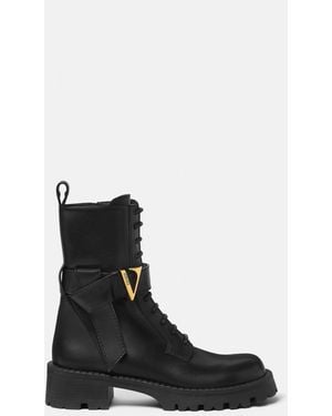 Versace V Leather Boots 45 Mm - Black