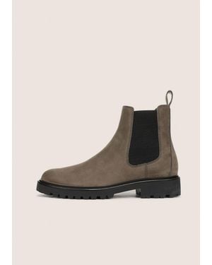 Vince Dave Nubuck Leather Chelsea Boot - Natural