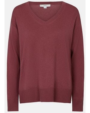 Vince Wool-Cashmere Boxy V-Neck Jumper - Red