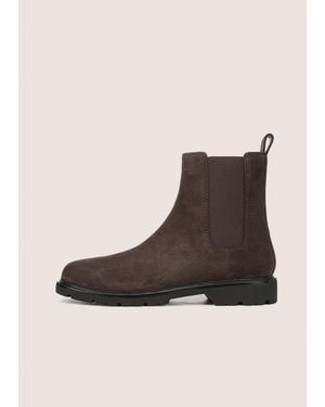 Vince Sevyn Suede Chelsea Boot - Brown
