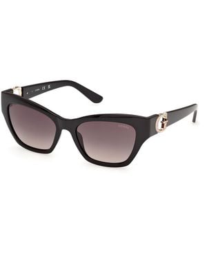 Guess Gu00360 01B Sunglasses Injected Smoke Squared Normal - Black