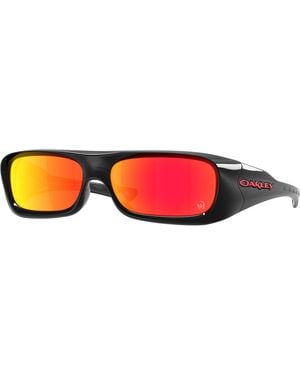 Oakley Oo9520 Permian 952011 Sunglasses O_Matter Squared Normal - Black