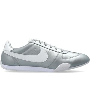 Nike 'Sprint Sister' Sports Shoes - White