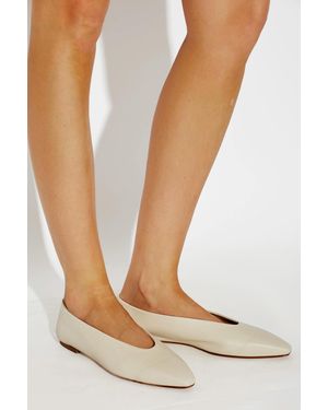 Aeyde 'Betty' Ballet Flats - White