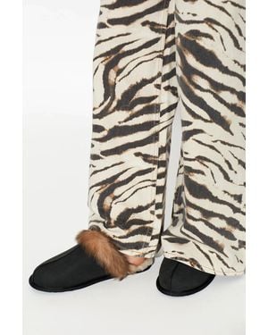 UGG 'Scuffette Nubuck' Slippers - Black