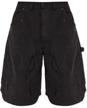 Umbro Shorts With Stitching On The Legs - White