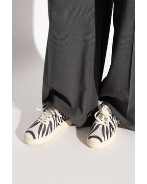Autry 'Easeknit' Sports Shoes - Black