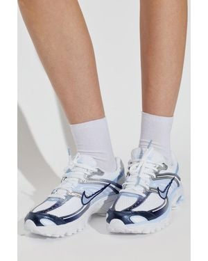 Nike Sports Shoes "Air Max Moto 2K" - White