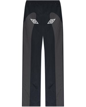 Umbro Ortalion Trousers With Embroidered Logo - Black