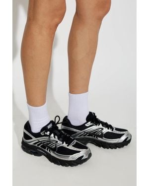 Nike 'Air Max Moto 2K' Sports Shoes - White