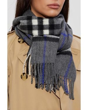 Burberry Wool Scarf "Giant - Gray