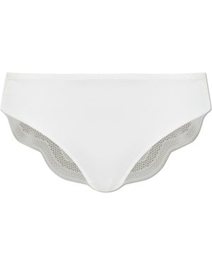 Hanro Figures From The "Cira" Collection - White