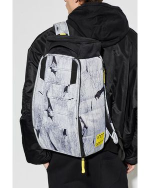 Db Journey "Hugger 25L" Backpack - Black
