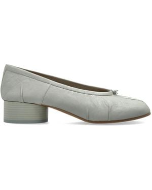 Maison Margiela Heeled Shoes With 'Tabi' Cut-Out - Grey