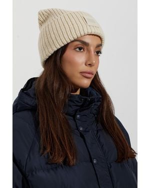 UGG Beanie With Logo Patch - Natural