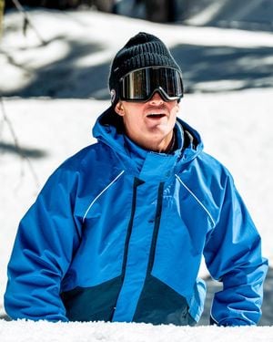 Volcom Yourfav Baggy Gore Jacket - Blue
