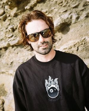 Volcom Featured Artist Seth Conboy Crew - Black