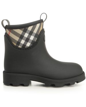【関税&送料込】Burberry Black Rubber Marsh Stamp Ankle Boot Rubber Marsh Stamp Low Boots​ in Black - Women | Burberry