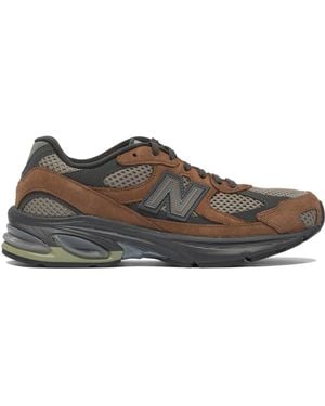 New Balance 2010 Trainers & Slip-On - Brown