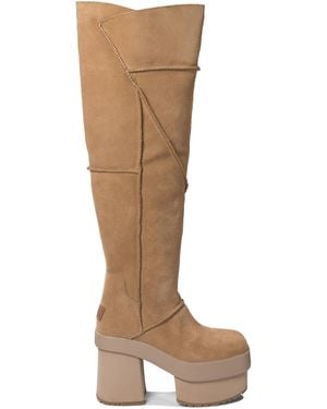 UGG Boots - Brown