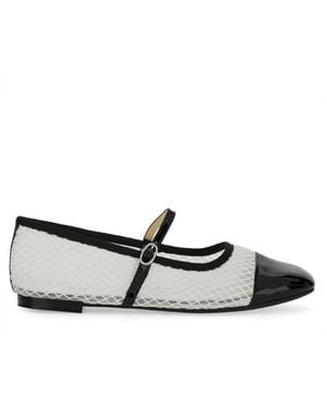 Repetto Dancer Georgian - White