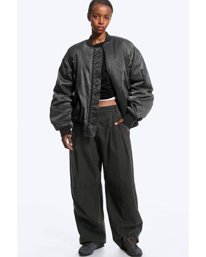Weekday Wattierte Bomberjacke Im Oversized Fit - Schwarz