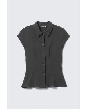 Weekday Slim Fit Short-Sleeved Crepe Shirt - Black