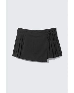 Monki Low Rise Pleated Mini Wrap Skirt - Black