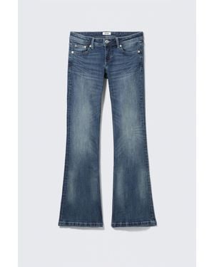 Monki Low Rise Regular Bootcut Jeans - Blue