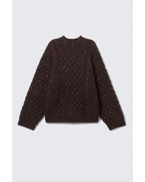 Monki Langer, Strukturierter Strickpullover Mit Zopfmuster - Braun