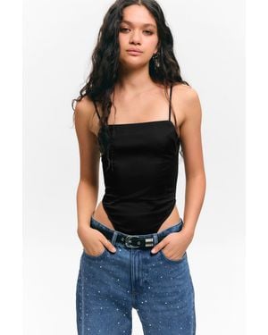 Monki Square Neck Fitted Body - Black