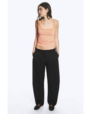 Monki Loose Fit Barrel Leg Suiting Trousers - Grey