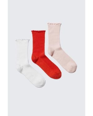 Monki 3-Pack Frilled Crew Socks - Red