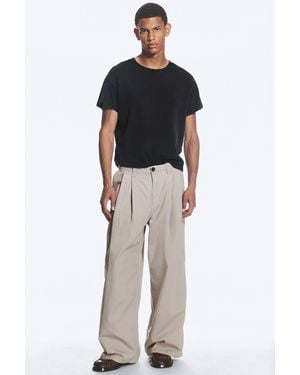 Weekday Otis Baggy Pleated Twill Chinos - Multicolour