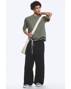 Weekday Nate Regular Waist Baggy Straight Leg Trousers - Black