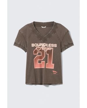 Monki Graphic V-Neck T-Shirt - Grey