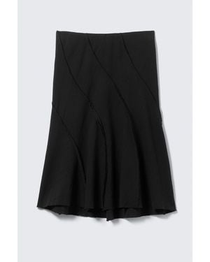 Weekday Mid Rise Curved Seam Midi Skirt - Black