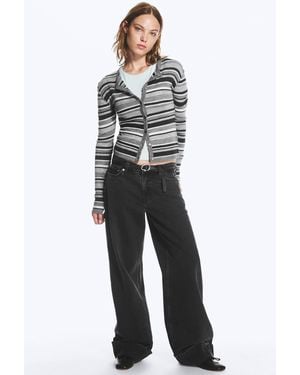 Weekday Ample Low Rise Loose Wide Cuff Jeans - White
