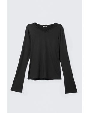 Monki Long-Sleeved V-Neck Top - Black