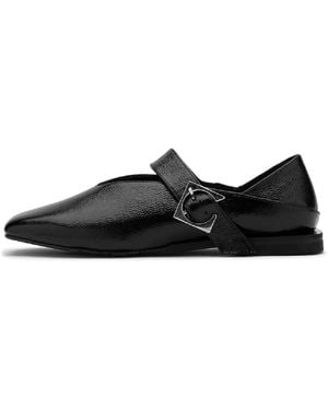 Ilvi Vekda Patent Leather Loafer - Black