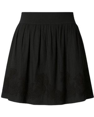 Conquista Embroidery Detail Pleated Skirt - Black