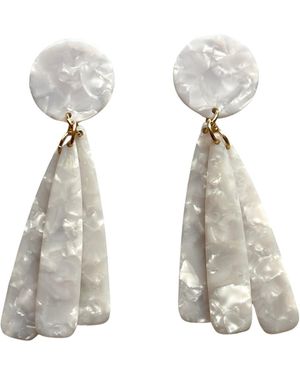 CLOSET REHAB Petal Drop Earrings - White