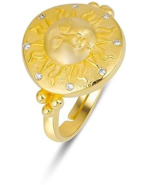 Spero London Sun And Face Embossed Sterling Ring - Yellow