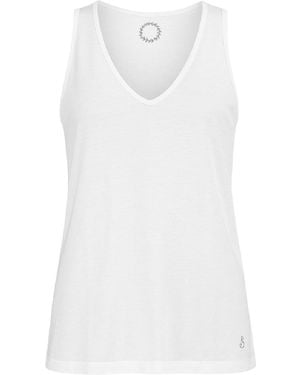 Conquista Classic V-Neck Sleeveless Top - White
