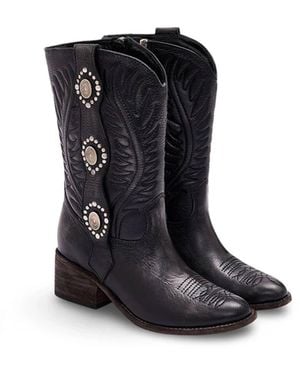 Clara Barcelo Serendipity Leather Boots - Black
