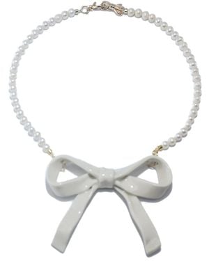 H2 Studio Bowtie Maniac Large Ribbon Bowtie Round Freshwater Pearl Necklaces Porcelain - Metallic