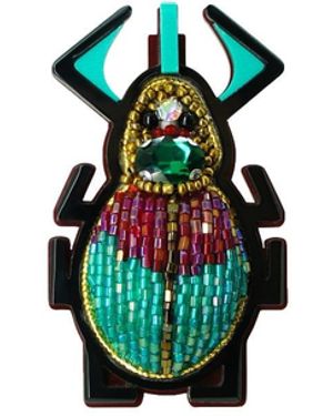 Gissa Bicalho Handmade Acrylic Brooch Embroidered Scarab Burgundy - Green
