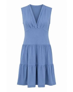 Conquista Pleated V-Neck Flounce Dress - Blue
