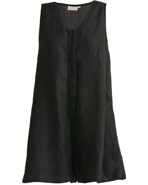 REISTOR Romp & Play Romper - Black